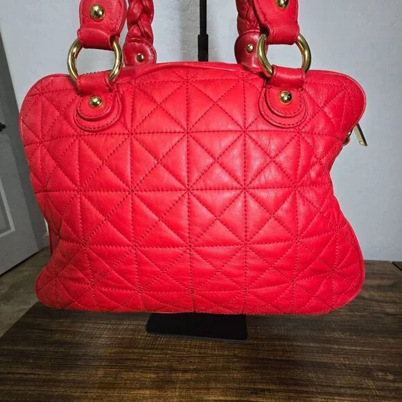 Cynthia Rowley Quilted Red Crossover Handbag With Braided Straps & Gold Hardware - Picture 4 of 15